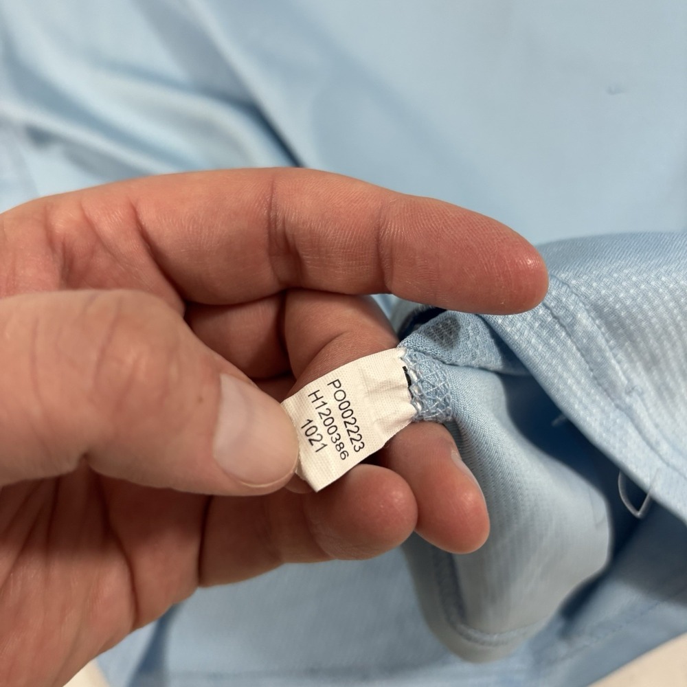 FLAWS! HUK Icon X Light Blue Solid Fishing Performance L/S Shirt Blue Size M - Picture 7 of 13